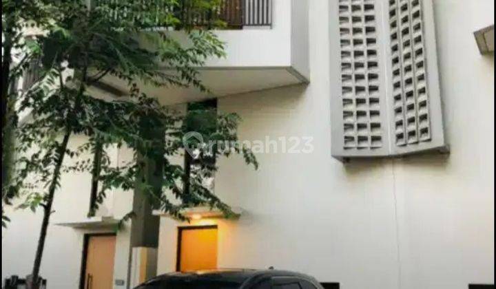 Rumah Bagus dekat kampus UPJ  dan dekat ke BXChange 1