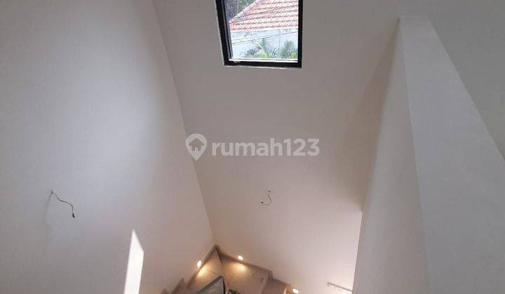 Rumah bagus di kawasan Bintaro Sektor 9 2