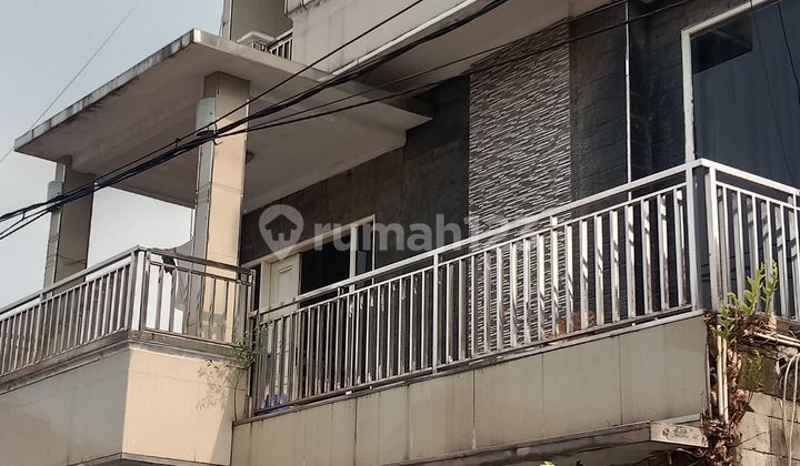 Rumah Bagus Dekat Dengan Kampus Doktoral Uin Jl. Kertamukti Rumah Bagus Dekat Dengan Kampus Doktoral Uin Jl. Kertamukti