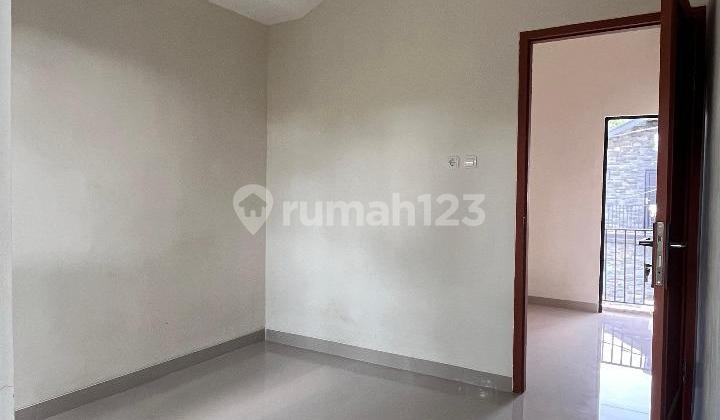 Rumah Bagus Dekat Bintaro Sektor 7, Dekat ke Lottemart dan Pasat Modern Bintaro dan Tol Bintaro 2