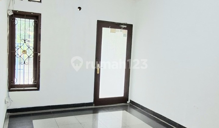 Rent House in Bintaro Sector 2 2