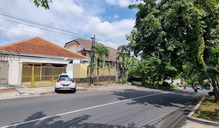 Tengah Kota Bagus Sekali Untuk Cafe / Kantor / Mess Lt.803 Lb.400 Lebar 15 Jl Kawi Semarang, Ada View Kota Dari Taman Belakang 1