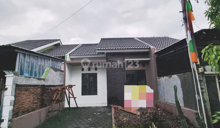 RUMAH BARU MURAH DALAM PERUMAHAN 2 KAMAR TIDUR , siap huni di GRAHA MUKTI RESIDENCE SHM Baru selangkah ke Jalan WOLTERMONGINSIDI 1