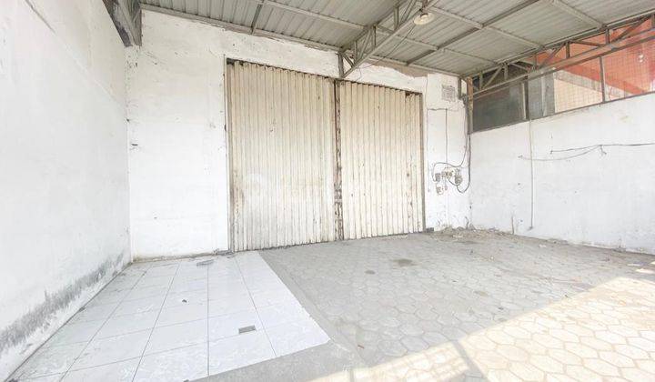 GUDANG SIAP PAKAI LOKASI BAGUS  DI JALAN RAYA BESAR WOLTERMONGINSIDI  BISA DIAKSES TRUK2 BESAR , JARAK LEBIH DEKAT KE MAJAPAHIT / ARTERI SOEKARNO HATTA  3