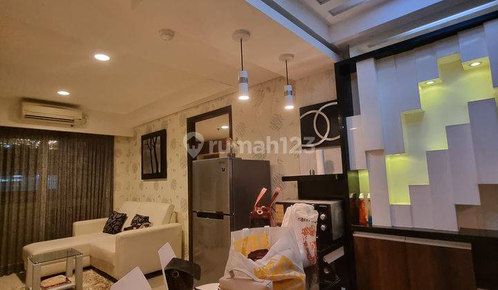 Mg suite apartemen tengah kota 2 bed room, luas dan siap pakai ..balkon luas 1