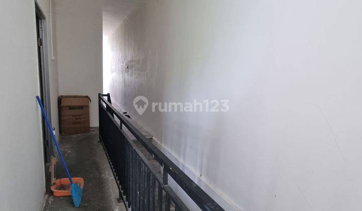 JUAL CEPAT RUKO KAWASAN INDUSTRI KENDAL ( KIK ) UKURAN TERBESAR , LOKASI RUKO  DI SAMPING GERBANG MASUK KAWASAN ,TERSEDIA JUGA  2 UNIT JEJER  TOTAL LEBAR 9 . 12
