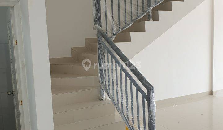 RUKO SEWA MUTIARA ARTERI REGENCY JALAN GAJAH RAYA BARU GRESS ,LEBAR 5METER, LOKASI DEPAN ,HARGA NEGO 3