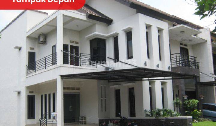 JUAL CEPAT !! Rumah di Manahan Park View Bagus SHM 1