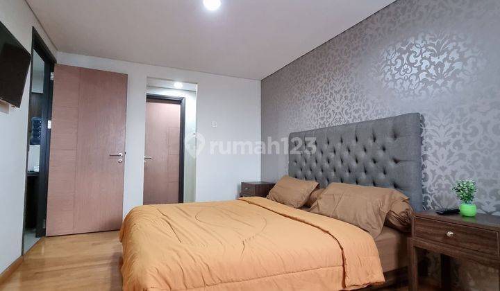 SEWA MURAH!! MG SUITES APARTEMEN 2 BED ROOM ,FULLY FURNISHED, BALKON LUAS , LENGKAP TINGGAL BAWA KOPER AJA!  2