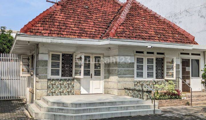 JUAL Rumah LOKASI PREMIUM SEGITIGA EMAS SEMARANG!! Ahmad Yani!! Tengah KOTA !!COCOK UNTUK BANK, OFFICE BUILDING, RESTO, HOTEL DLL  544m2  2