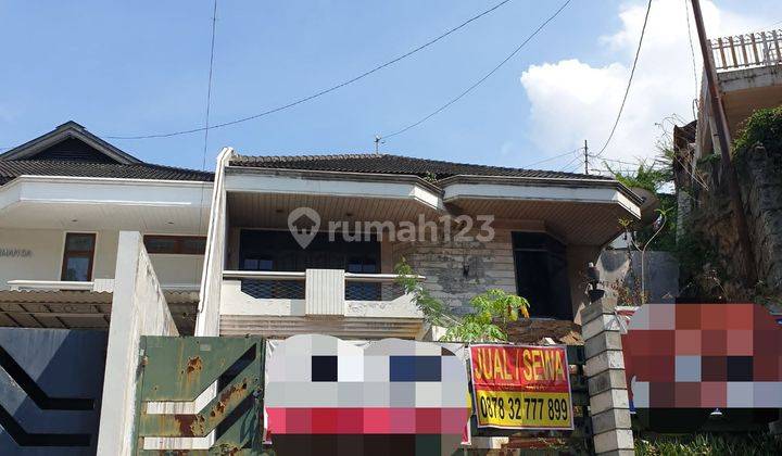 JUAL Rumah di S PARMAN LT.541 SHM  2