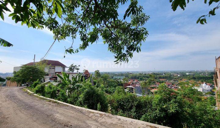 JUAL MURAH TANAH WOLOGITO DENGAN VIEW !! LT 542m2 lebar 16 , BAGUS UNT RUMAH TINGGAL !! DAPAT 2 AKSES JALAN !!  1