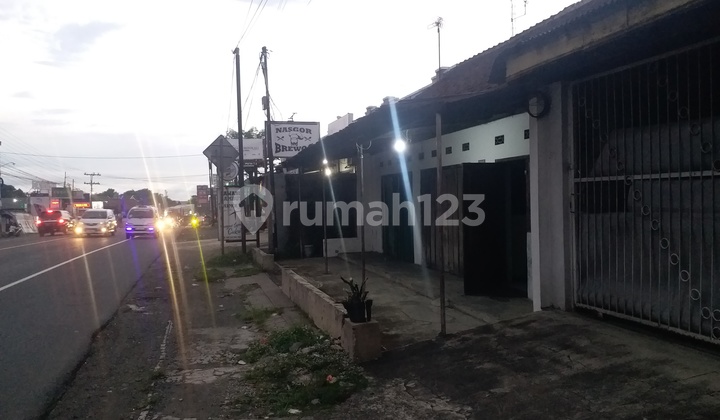 House in the City Center Suitable for Business House in the City Center Suitable for Business