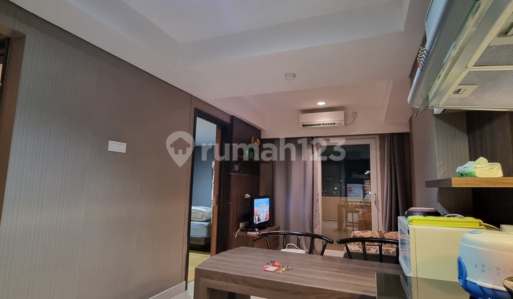 Cheap Sale!! Downtown Semarang Apartment 1 Bedroom 45M2, Fully Furnished, Good Furniture Design and Quality, Ready for Rent, Very Spacious Balcony, Good View 2