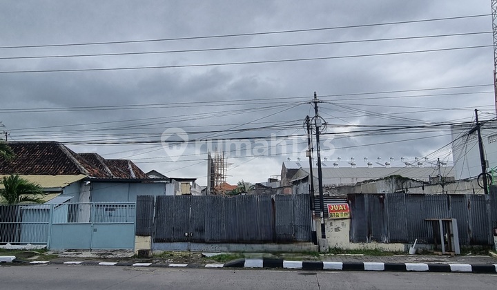 Jual Cepat!! Dah Turun 2M!! Sblmnya Buka 9M , Luas Tanah Lt.715m2 SHM Widoharjo Raya Lebar 13.6Meter 1