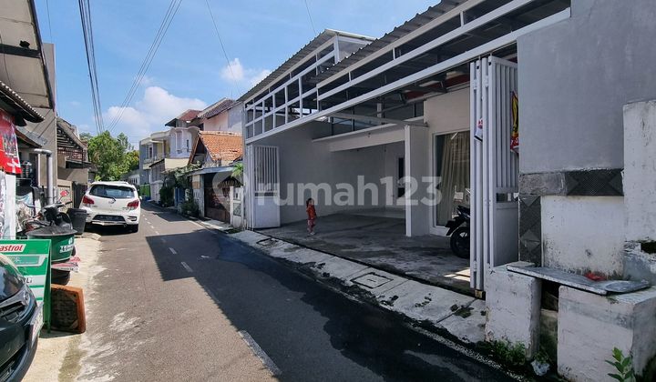 JUAL CEPAT RUMAH 4 kamar! Bagus! Cocok unt Kost juga ! Dkt UNDIP PLEBURAN,TGH KOTA, NO.BANJIR,  HM 4 KAMAR TIDUR DGN KAMAR MANDI DALAM SEMUA ,HEATER DAN AC SEMUA KAMAR, KARPOT BISA PARKIR : 2 MOBIL, 5 SEPEDA MOTOR  2
