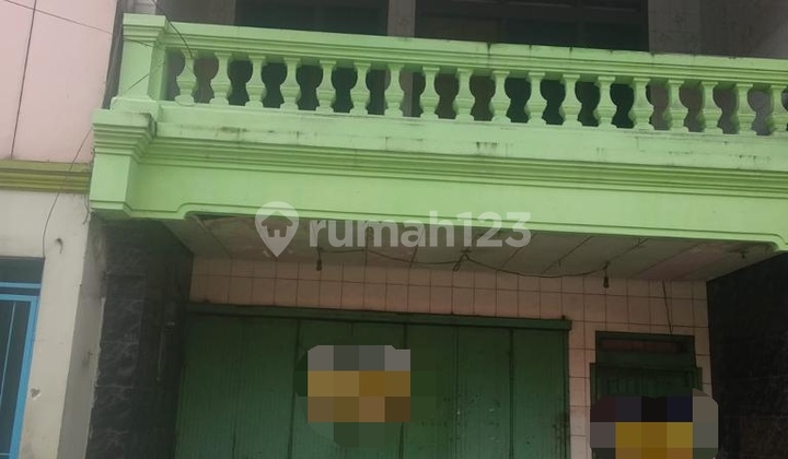 For Sale: Mranggen Demak Freehold Shop House, Strategic Location in Front of Mranggen Market, 2 Floors, Land Area 288m², Ideal for Gold Shop.