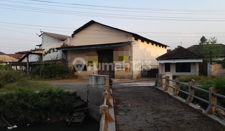 Jual Murah ! Tanah Hm Dengan 6 Gudang Di Jl Raya Demak Kudus , 6 Gudang Total 2000m2 ( 435,489,298,324,143,373)m2 Jual Murah ! Tanah Hm Dengan 6 Gudang Di Jl Raya Demak Kudus , 6 Gudang Total 2000m2 ( 435,489,298,324,143,373)m2