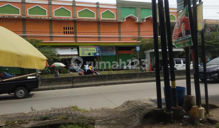 For Sale: Mranggen Demak Freehold Shop House, Strategic Location in Front of Mranggen Market, 2 Floors, Land Area 288m², Ideal for Gold Shop. 2