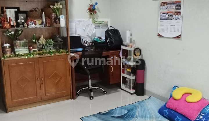 Ready-to-Live House in Mutiara Gading City with Easy Access (73635 Atk) 2