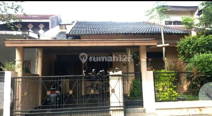 Rumah 1,5 Lantai Siap Huni di Bintaro Sektor 2 1