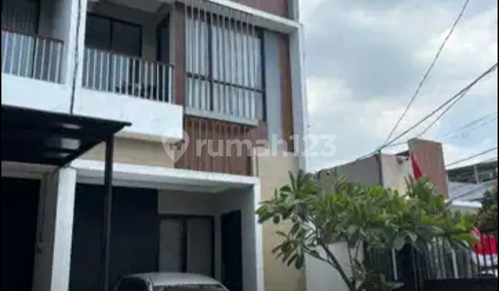 Dijual Rumah Dekat Kantor Walikota Tangerangselatan Dijual Rumah Dekat Kantor Walikota Tangerangselatan