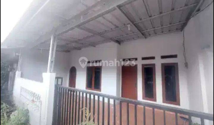 Rumah Sudah Renov Dekat Stasiun Pondok Ranji 1