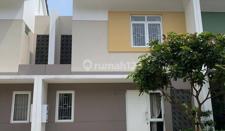 Rumah baru Hook minimalis Summarecon Dayana dekat taman 1