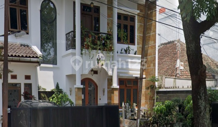 Termurah Rumah Lux di Jalan Utama Area Burangrang, Buah Batu, Bandung