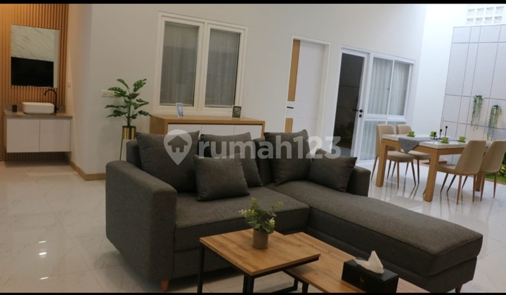 Rumah Manis Full Furnished 1 Lantai 4 Kamar Di Kota Baru Parahyangan 2