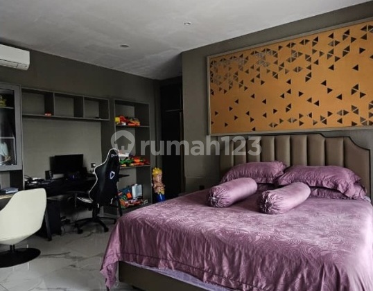 Luxury House for Sale in Padasaluyu-Setiabudi