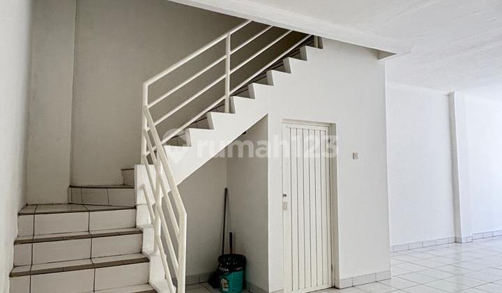 Cheap Shop House in the City Center 2