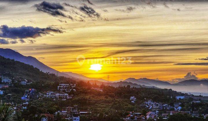 Rumah Villa Terbaik Di Jalan Utama Kawasan Dago Pakar Bandung Utara 1