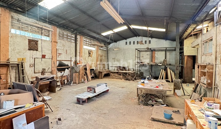 Cheapest Warehouse Workshop in Pasteur, Bandung