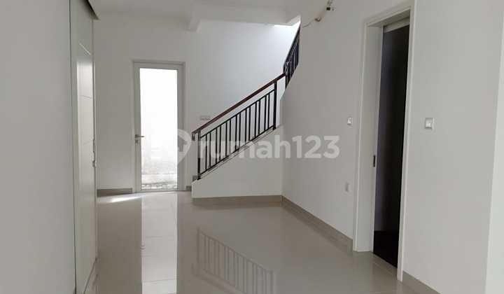 House in Edison Cluster, Scientia Gardengading Area, Serpong 2