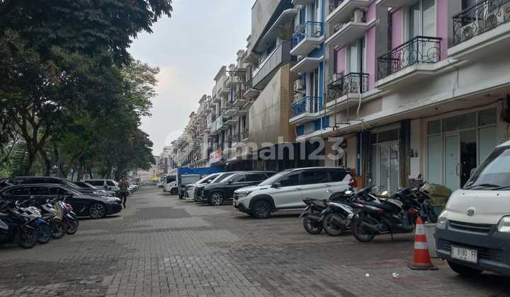 Ruko L'agricola 3 Floors, Freehold Title, Affordable Price, Go for it!! 2