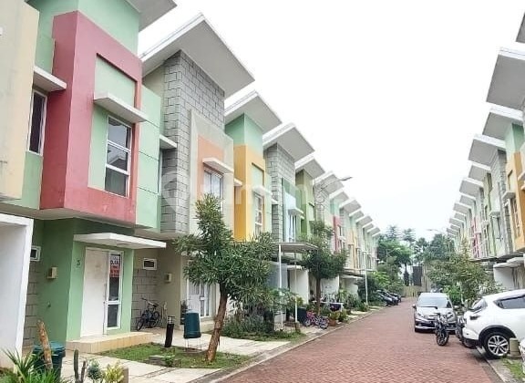 Affordable Small House for Young Couples - La Bella Arcadia