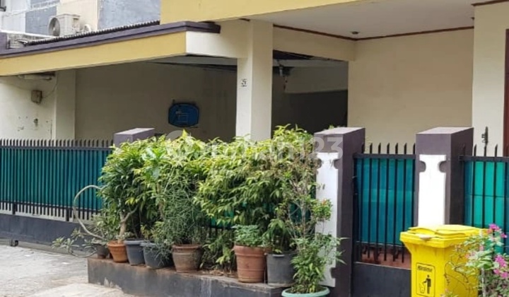 Rumah Setiabudi Timur Dekat Perkantoran Bisa Untuk Kos2an Rumah Setiabudi Timur Dekat Perkantoran Bisa Untuk Kos2an