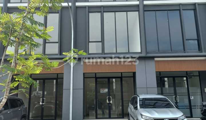 Ruko 3 Lantai Di Hampton Avenue Include Ac 3, Cctv Dan Free Ipkl