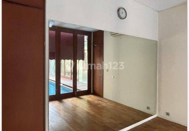 RENT MODERN HOUSE WITH POOL IN KEMANG SOUTH JAKARTA  5