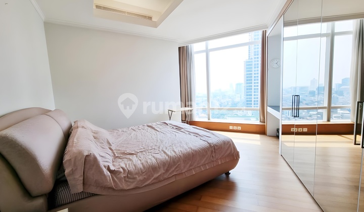 Apartemen Kempinski Private Residence di Thamrin Dekat Mrt