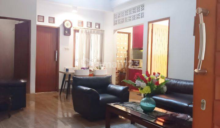 Rumah di Pondok Indah 3 Kamar Tidur SHM  1