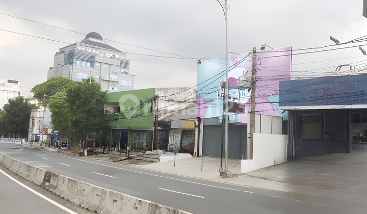 Tanah di Mampang Prapatan Pinggir Jalan Raya