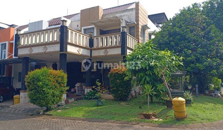 Rumah 3 Lantai di Raffles Hills Cibubur, Depok 1