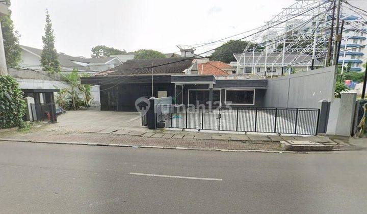 Rumah Besar 2 Lantai di Prapanca Bisa 10 Mobil 1