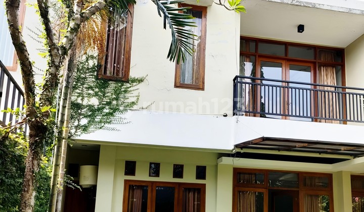Rumah Modern 4 Kamar di Kemang Selatan Unfurnished 