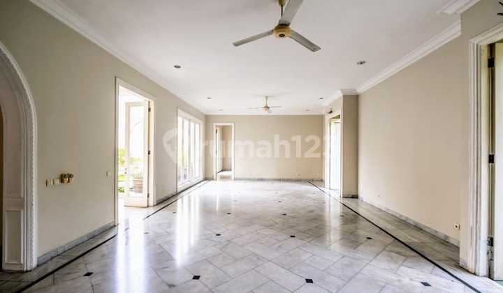 Rumah Klasik 2 Lantai Di Lebak Bulus 5 Kamar 2