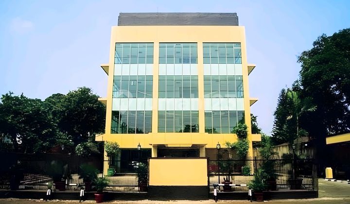 Strategic Office Space in a 5-Storey Building in Kemang