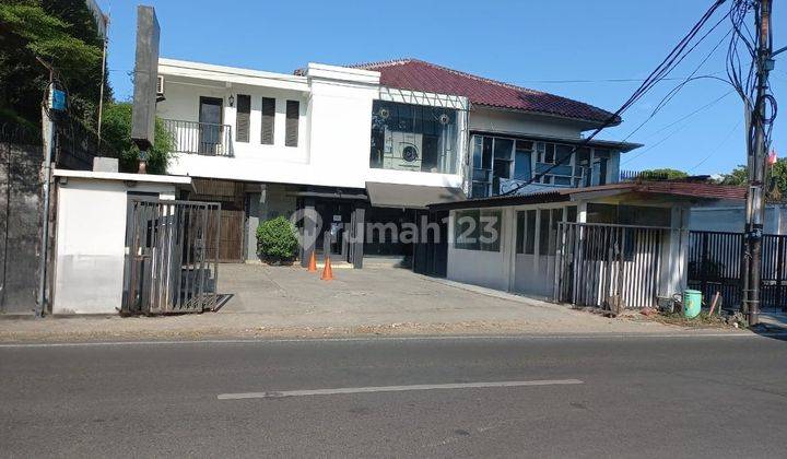 Rumah Usaha Strategis Di Area Bangka Shm Dengan Pool 1