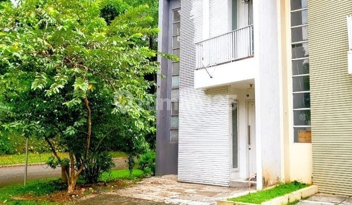 Modern Minimalist Cluster House in Citragran Cibubur with SHM